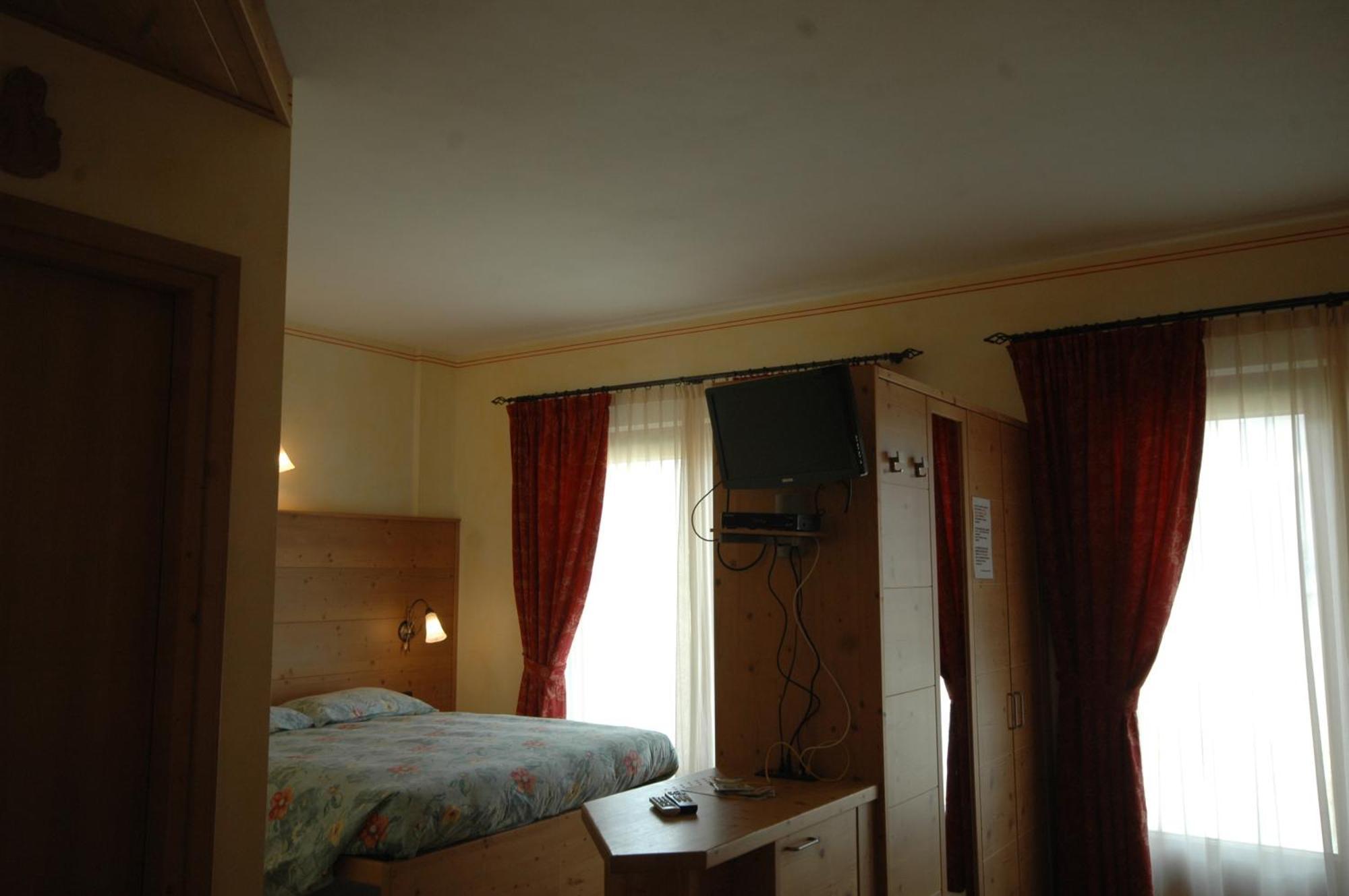 Hotel La Tea Livigno Quarto foto